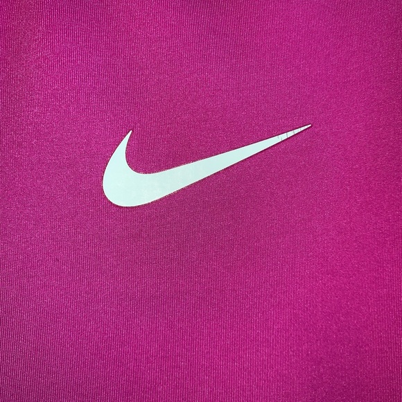 NIKE dri-fit v- neck top - Picture 5 of 5